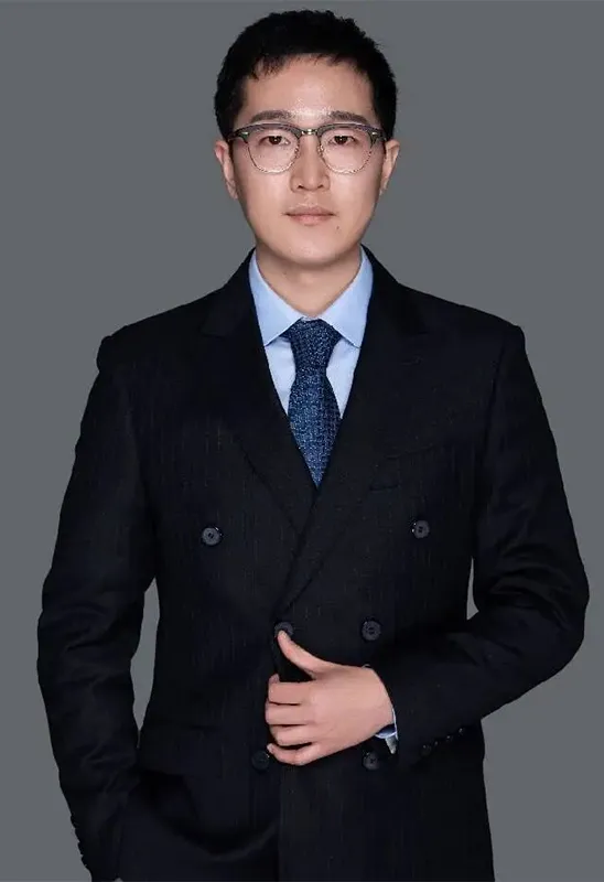 李海斌